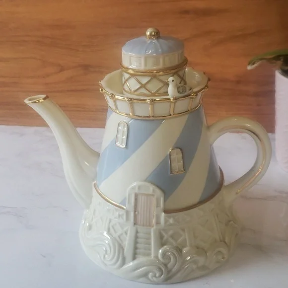 Lenox 2003 Seaside Lighthouse Teapot - Picture 2 of 11